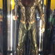 Note the subtle references to Aquaman’s traditional orange/green outfit that’s been toned down here in favor of a more subtle, gold-heavy aesthetic.